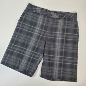 Rusty Men's‎ Shorts Casual Chino Style Gray Black Plaid Size 34 Casual Vacation